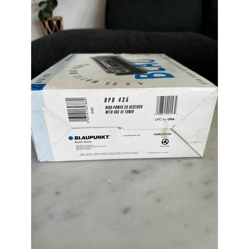 NIB Blaupunkt High-Power CD Receiver with ORC III Tuner - Picture 3 of 8